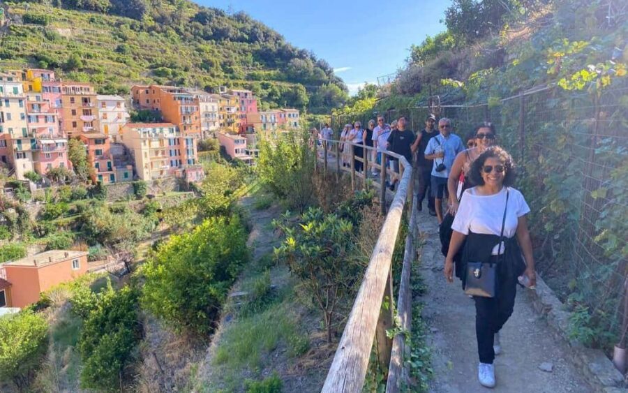 From Florence: Pisa and Cinque Terre Day Tour - Small Group - Cinque Terre’s Villages: How the Stops Actually Feel