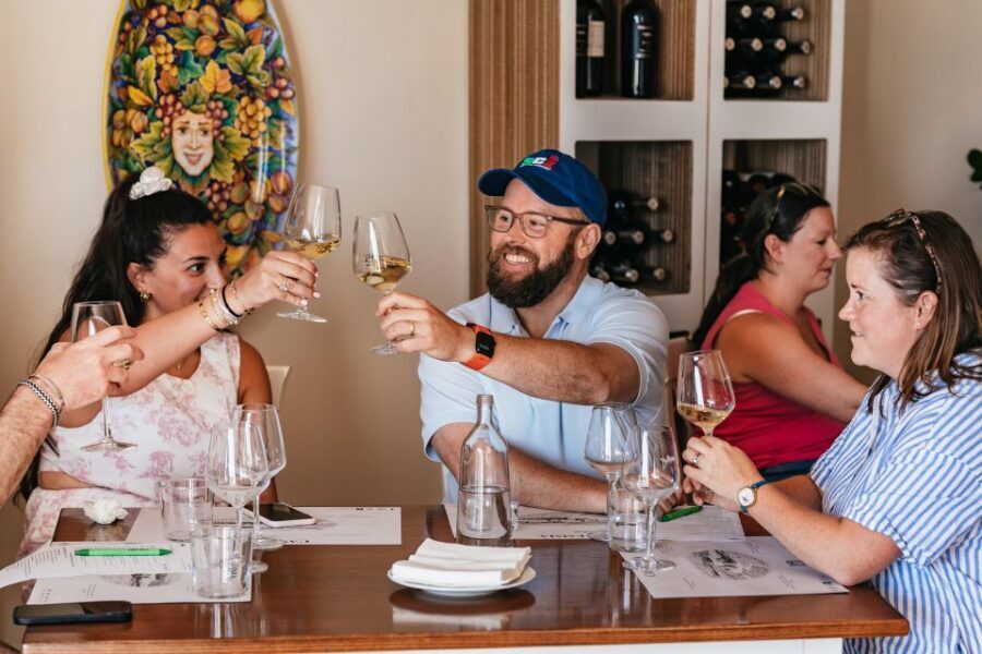 From Florence: Small Group Wine Tasting Tour to Tuscany - From Florence to Chianti Classico: finding Piazzale Montelungo fast