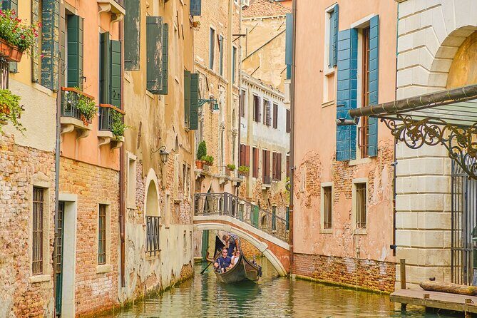From Florence to Venice: A Day Trip to the Floating City - Doge’s Palace, Rialto, and Bridges: Photo Stops With Big Payoffs