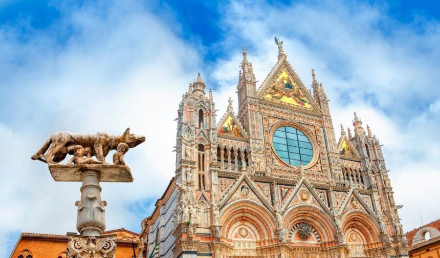 From Florence: Tuscany Highlights Full-Day Tour - The guides and language options that keep a large group together
