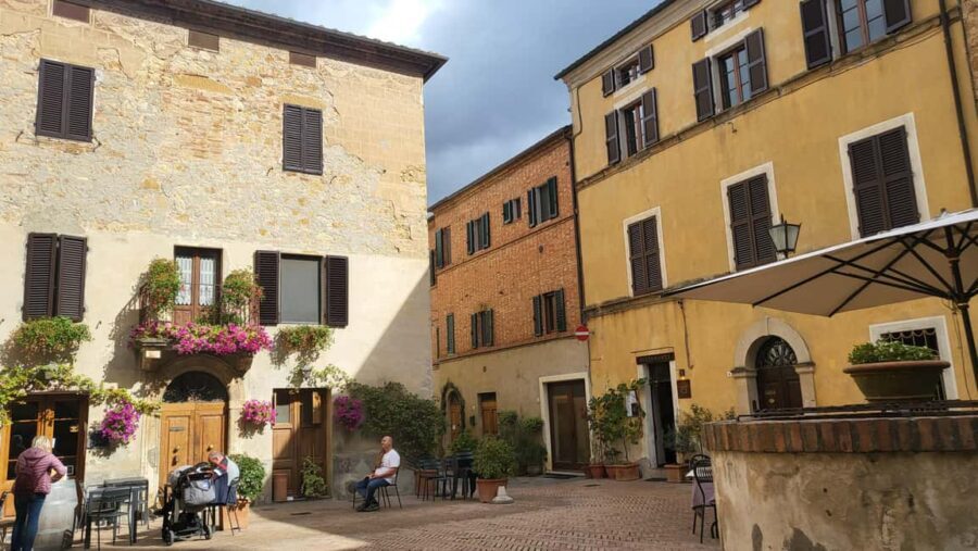 From Florence: Tuscany Hills Wine Tour - Montalcino stop: extra wine time and local snack breaks