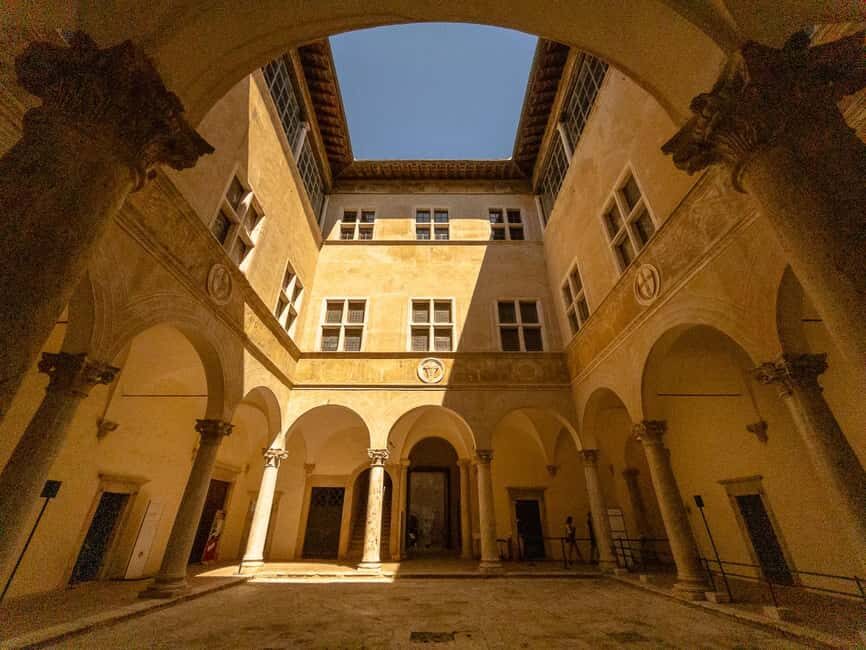From Florence: Val D'Orcia Tour with Wine Tasting - The wine tastings: what you get and how to enjoy them