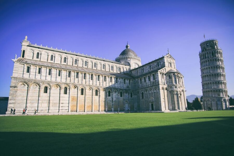 From Lucca to Pisa: Self-Guided Bike Tour - App-guided navigation: great when it works, annoying when it drains