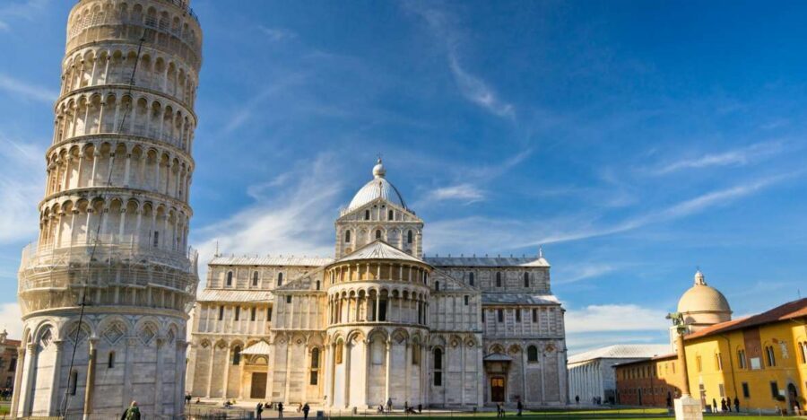 From Rome: Discover Florence and Pisa in a Full-Day Tour - Rome pick-up and the long drive in a small group