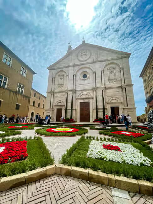 From Siena: Tuscany Hills Wine Tour - Pienza Time: Architecture, Views, and a Flexible Lunch Plan