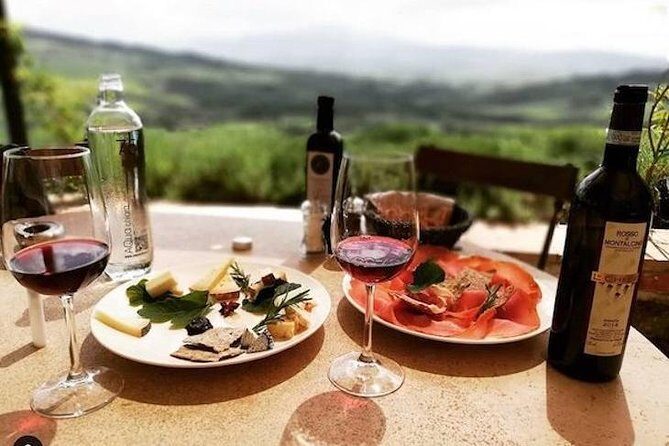 Full-Day 2 Wineries Tour in Montepulciano with Tasting and Lunch - Stop 2: Montepulciano walk, square views, and medieval charm