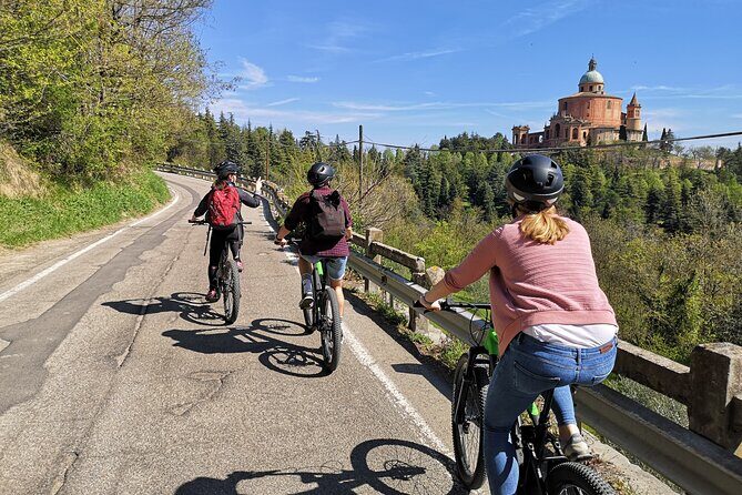 Guided E-bike Tour in Bologna with aperitif - Key highlights you’ll actually feel