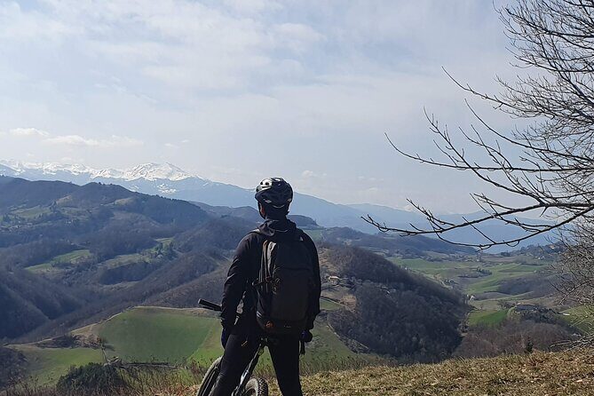 Guided E-bike Tour in Bologna with aperitif - San Luca’s portico: the big Bologna moment, minus the stress