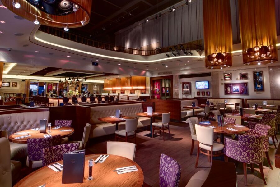 Hard Rock Cafe Florence with Set Menu for Lunch or Dinner - Desserts and drinks: the included pieces that close the loop