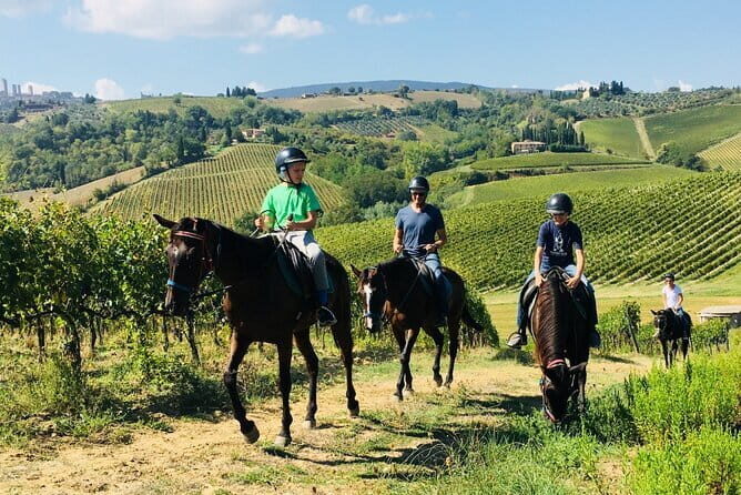 Horseback Riding with Wine Tour from Florence - Via Curtatone 9 start: getting set up in Florence