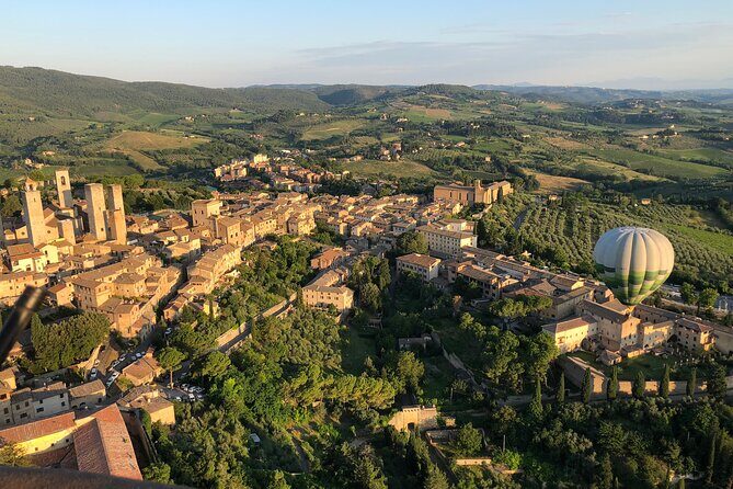 Hot Air Balloon ride in the Chianti Valley Tuscany - One Hour in the Basket: Views, Altitude, and the Champagne Ending