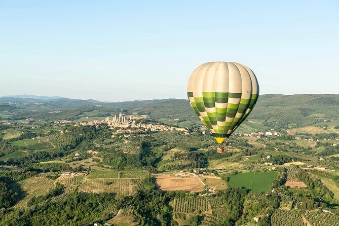 Hot Air Balloon ride in the Chianti Valley Tuscany - Safety Briefing and the Crew: How They Set You Up for a Worry-Free Ride