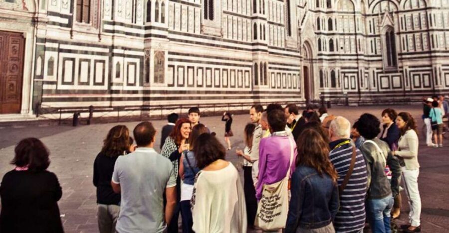 Legends of Florence: Exclusive Walking Tour by night - Key moments you’ll remember