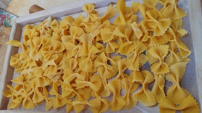 Lezione con Chef di Cucina Tradizionale Bolognese - Getting There: Via Santo Stefano Meeting Point and the 2:30 PM Start