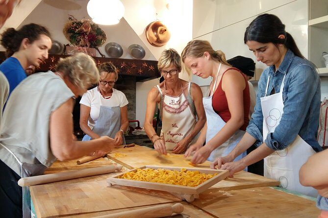 Lezione con Chef di Cucina Tradizionale Bolognese - Hand-Rolled Pasta: Eggs, Flour, and the Mattarello Method