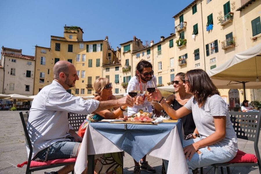 Lucca: Morning Food Tour with Snacks and Coffee - Key highlights worth waking up for