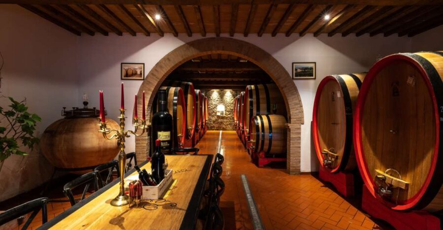 Montalcino: Private Cellar Tour, Wine Tasting & Appetizers - The Tasting Flight: 5 Wines That Teach You How Montalcino Varies