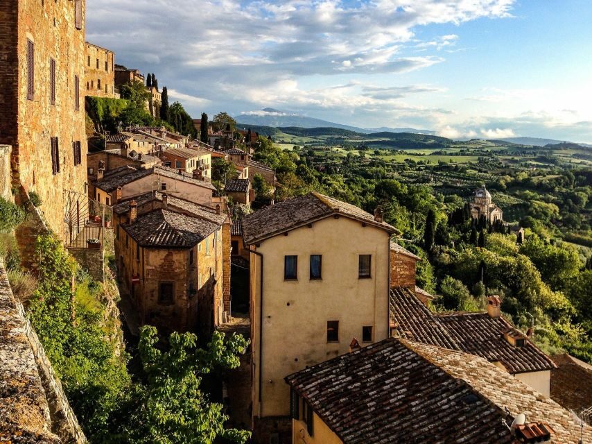 Montepulciano: Winery Tour and Tasting - Descending Into the Cellar: Stairs, Tunnels, and Old Barrels