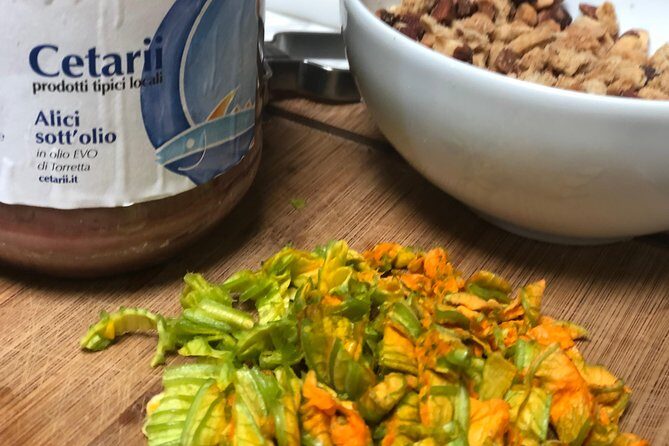 Organic cooking class with a sommelier in an Olive and wine farm - Quick hits