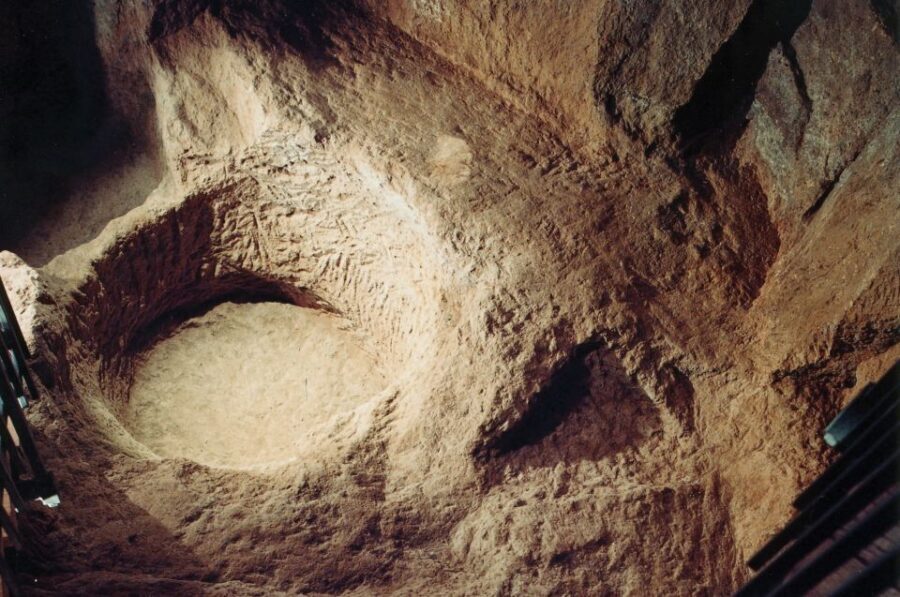 Orvieto: Pozzo della Cava Entry Ticket - First stop: the oldest cistern and the Etruscans’ water engineering