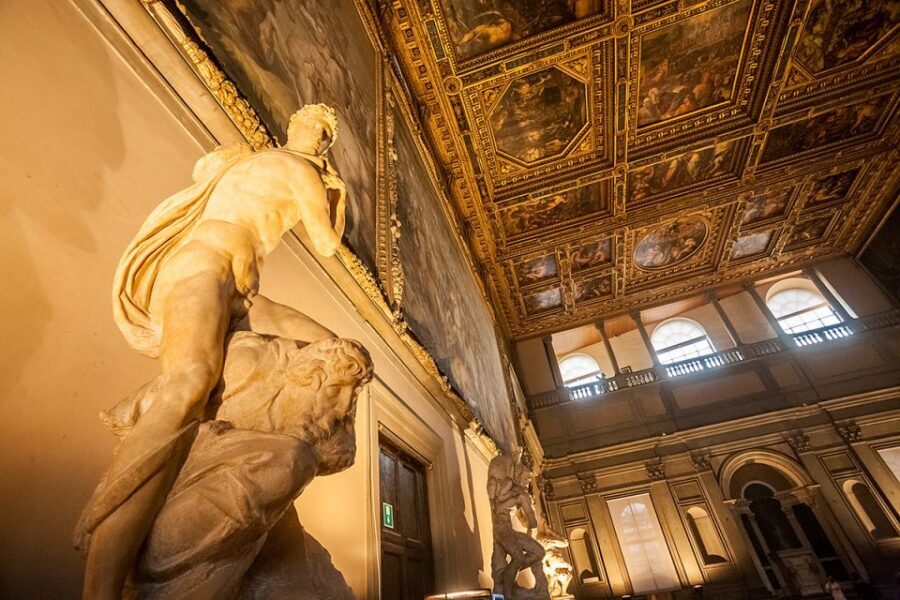 Palazzo Vecchio 90-Minute Morning Guided Tour - Skip-the-line entry and how 90 minutes stays satisfying