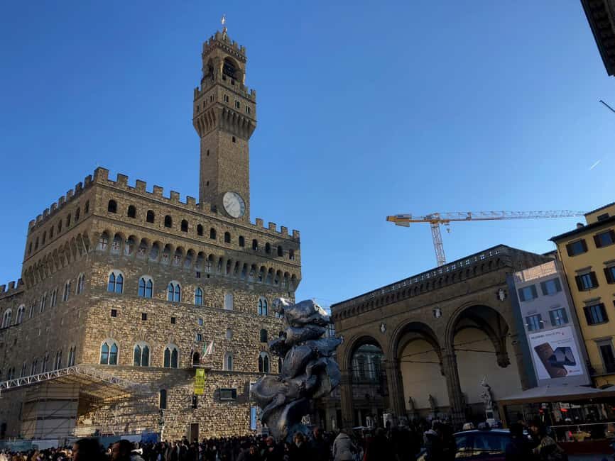 Palazzo Vecchio: Magnificent Private Tour - Leonardo’s secret fresco story: a mystery with a place to stand