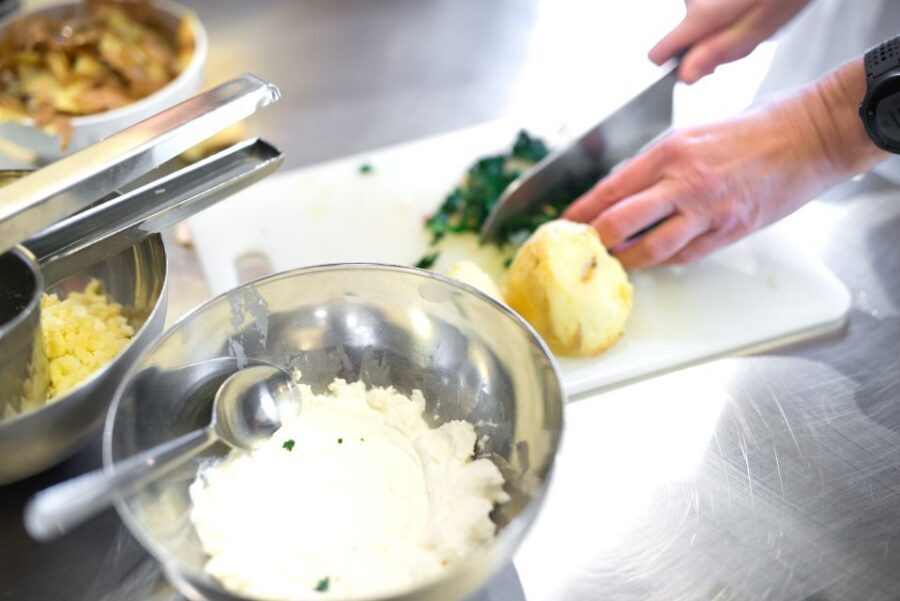 Pasta Cooking Experience in Florence - Where You Meet in Florence (and Why Timing Matters)