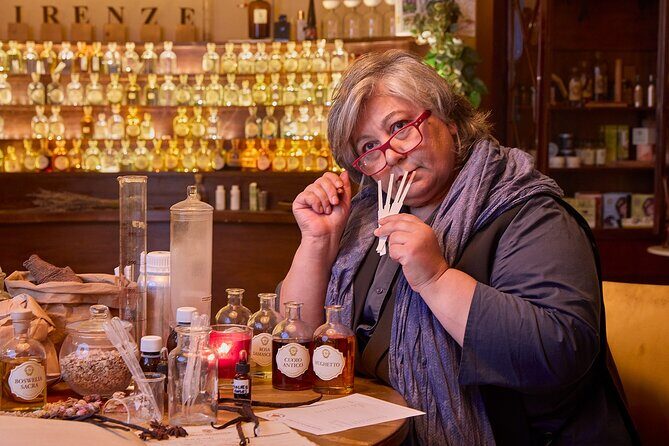 Perfume Making Workshop in the Heart of Florence - The “small-group” difference: why seven people changes everything
