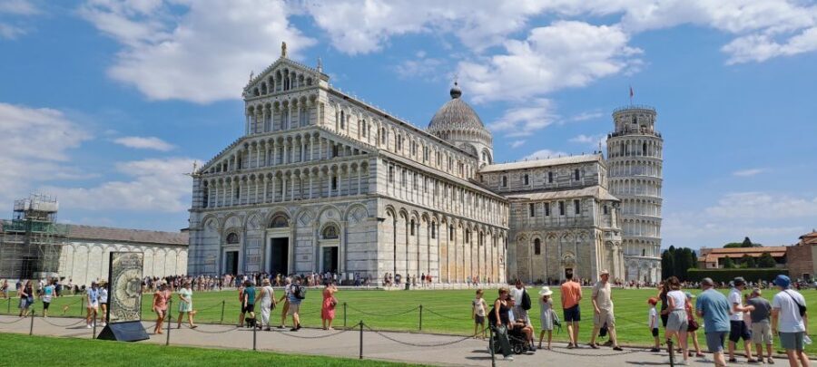 Pisa: 2-Hour Walking Tour - Piazza delle Vettovaglie: markets, trattorias, and street-life energy