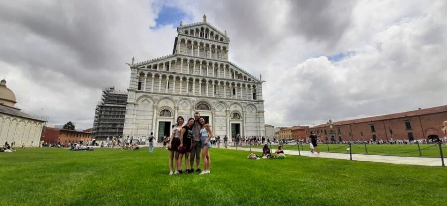 Pisa: Guided Tour with Optional Tower Tickets - Walking the Route: From Square to Baptistery to Cathedral to Tower
