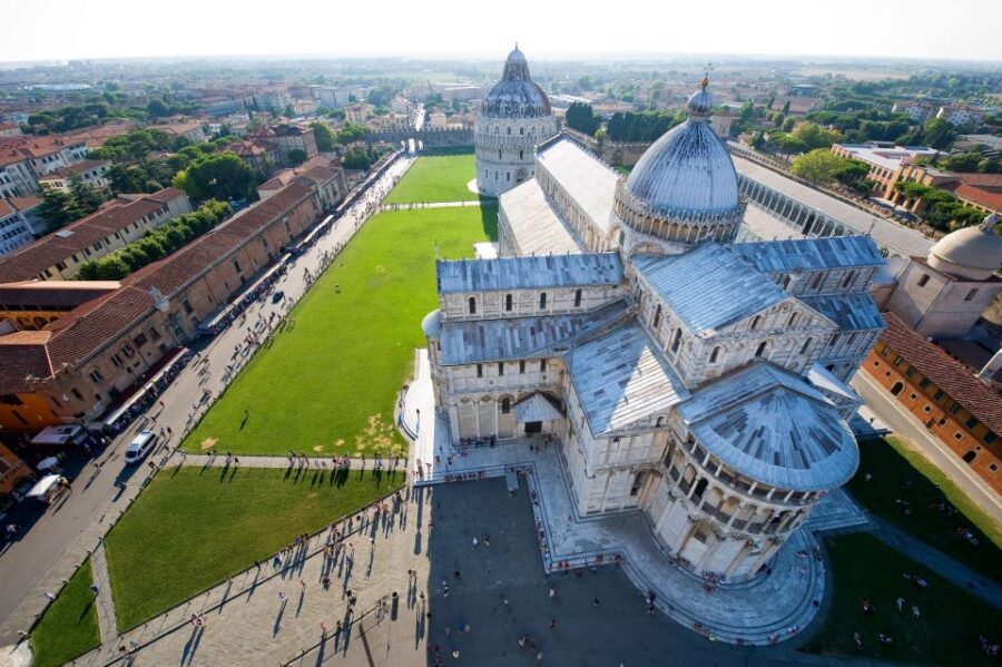 Pisa: Guided Walking Tour with Optional Leaning Tower Ticket - Meeting at the Sinopie Ticket Office: getting there without stress