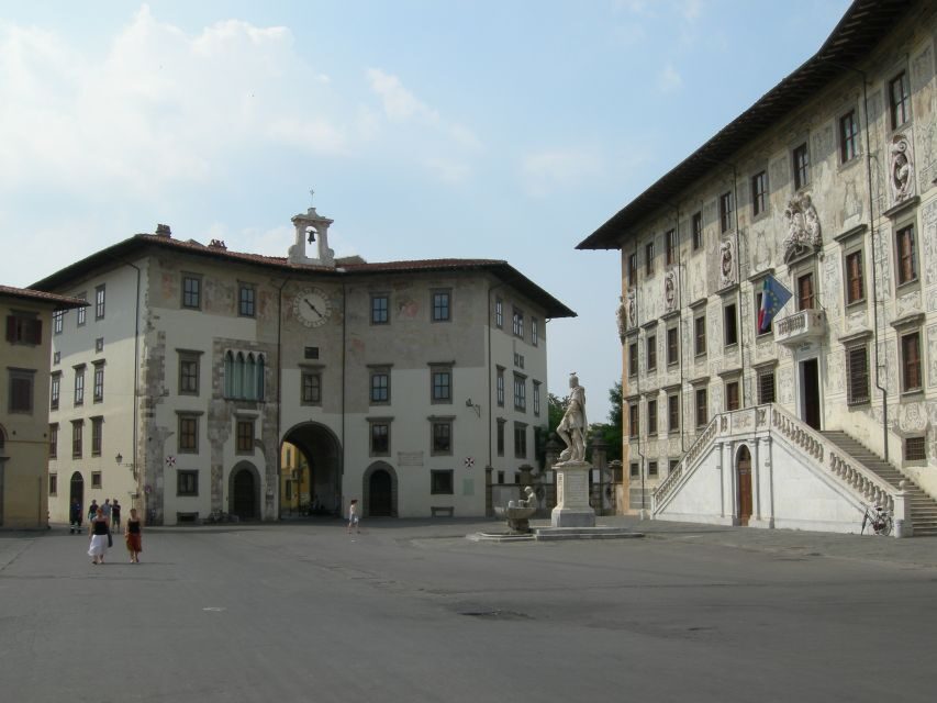 Pisa: Guided Walking Tour with Optional Leaning Tower Ticket - Leaning Tower secrets: what your guide is really there to do