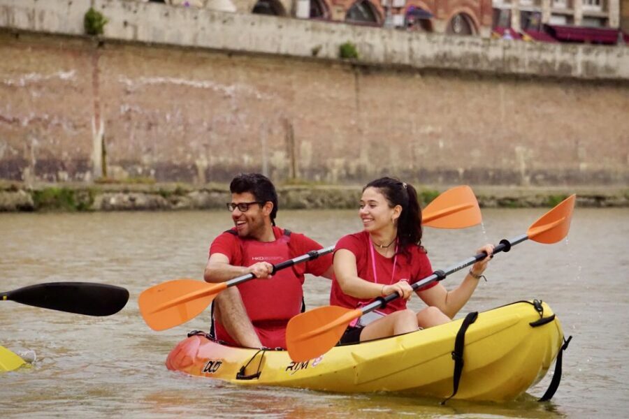 Pisa: Kayak Tour - Where you meet: Rowing Arno Pisa ASD and the green-door moment