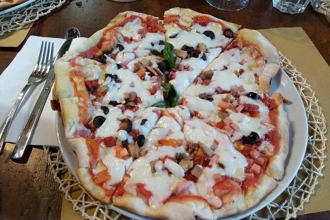 Pizza & Gelato Making Cooking Class in Florence - Class Flow: Gelato Steps and Pizza Dough in One Session