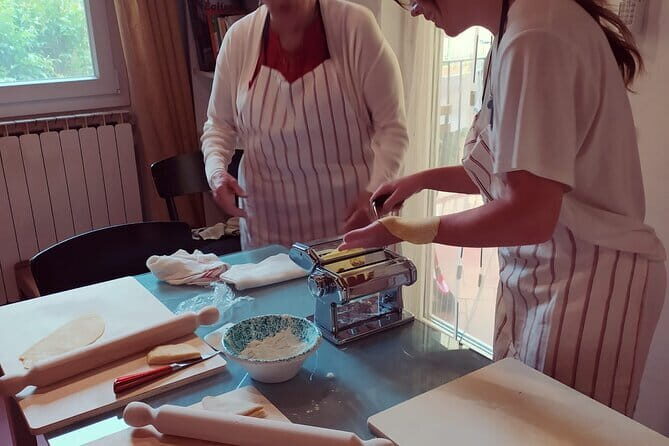 Private and authentic cooking class experience with family - A family home in Oltrarno: how the 3-hour class really works