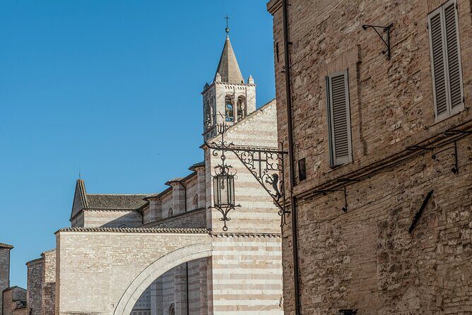 Private St. Francis Basilica of Assisi and City Walking Tour - Upper Church Glow: Gothic Lines and French Influences