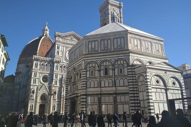 Renaissance & Medieval Florence Guided Walking Tour plus mobile App - Il Porcellino at the Straw Market: The Pig Nose Logic