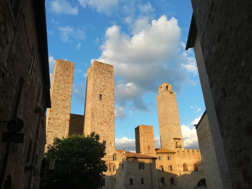 San Gimignano and Volterra: Day Tour from Siena - Price and value: what you’re really paying for