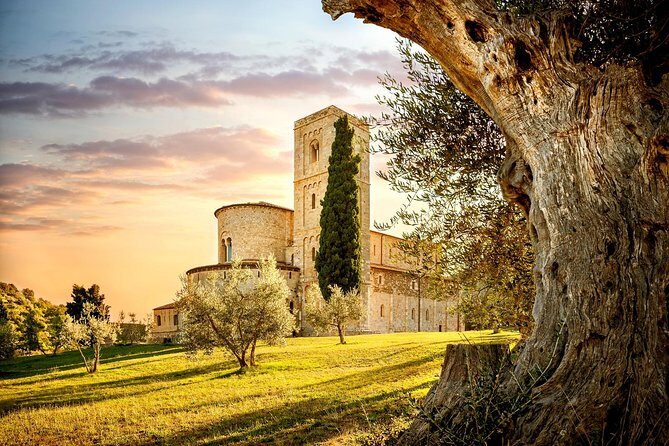 San Gimignano, Chianti, and Montalcino Day Trip from Siena - Montalcino time: fortress views and Brunello di Montalcino tasting