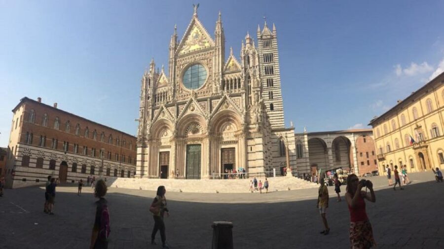 Siena: 3h Private City Walking Tour with Optional Cathedral - Basilica San Domenico and Saint Catherine’s relic connection