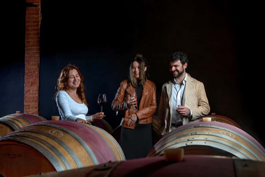 Siena: Educational Wine Tour & Tasting - Buying wine and shipping: plan for destination rules