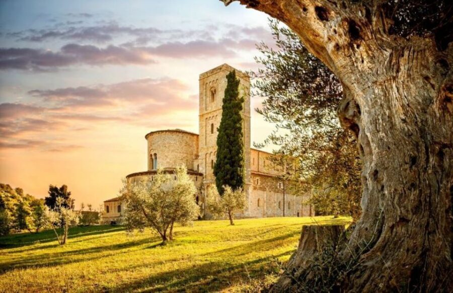 Siena: San Gimignano, Chianti & Montalcino Small-Group Tour - Key things to know before you go