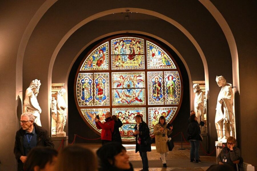 Siena Walking Tour with Cathedral and Crypt & Museum Option - The Siena Cathedral Stop: Skip-the-Line Access and Real Art Time