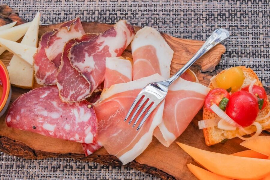 Siena: winery tour, wine tasting and lunch - Cellars and aging: the wine-making process without the hard selling