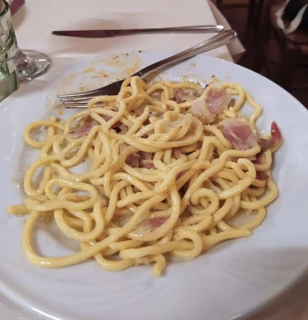 Siena’s Ultimate Food Tour: Full Tuscan Meal with a Local - Piazza del Campo Dessert Stop: Siena’s Main Square in Eating Form