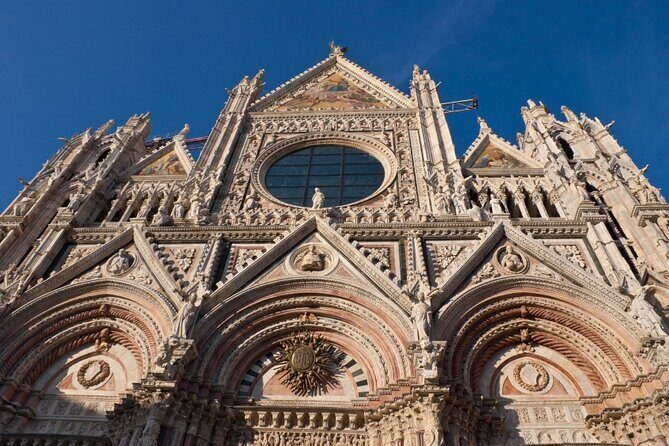 Skip the Line: Siena Duomo and City Walking Tour - Inside the Duomo di Siena: skip the line, then follow the guide