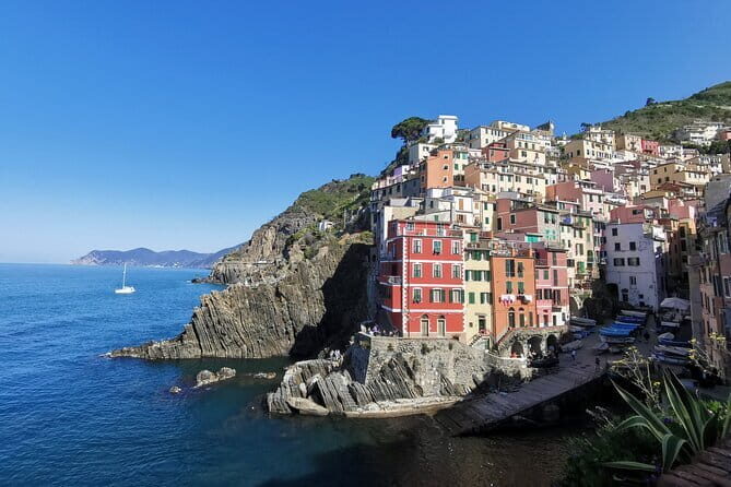 Small Group Day Tour in Cinque Terre and Pisa From Florence - Key Highlights Worth Booking For