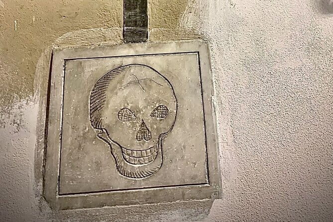 Small Group Florence Cathedral Guided Tour with Priority Access - Inside Santa Maria del Fiore: A Guided Walk Through Time