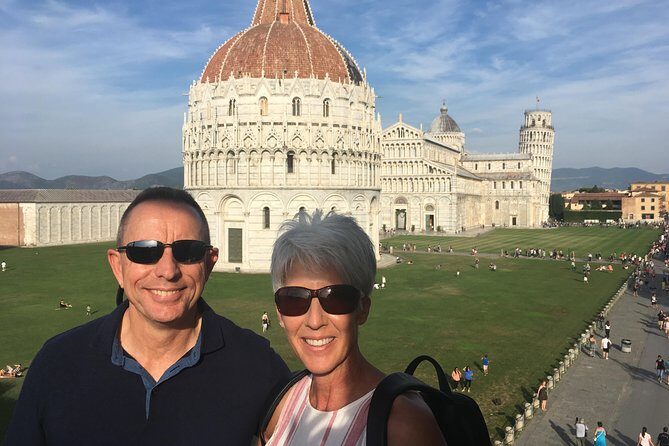 Square of Miracles guided tour with Leaning Tower ticket (option) - Group size, headsets, and how easy it is to hear your guide