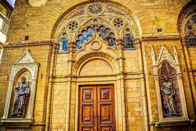 The Best Tour in Florence: Renaissance and Medici Tales - The Duomo complex: Campanile di Giotto and Brunelleschi’s dome from the right angles